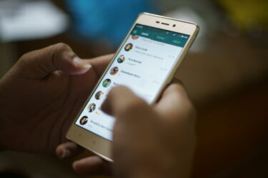 Cómo crear encuestas en WhatsApp - Vipnet360